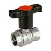 Кран шаровой полнопроходной, резьба внутренняя/внутренняя, хромированный, ручка пластиковая удлиненная для труб с термоизоляцией.