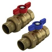 Комплект из двух шаровых кранов R859 с красной и синей рукояткой-бабочкой 1" x 1"